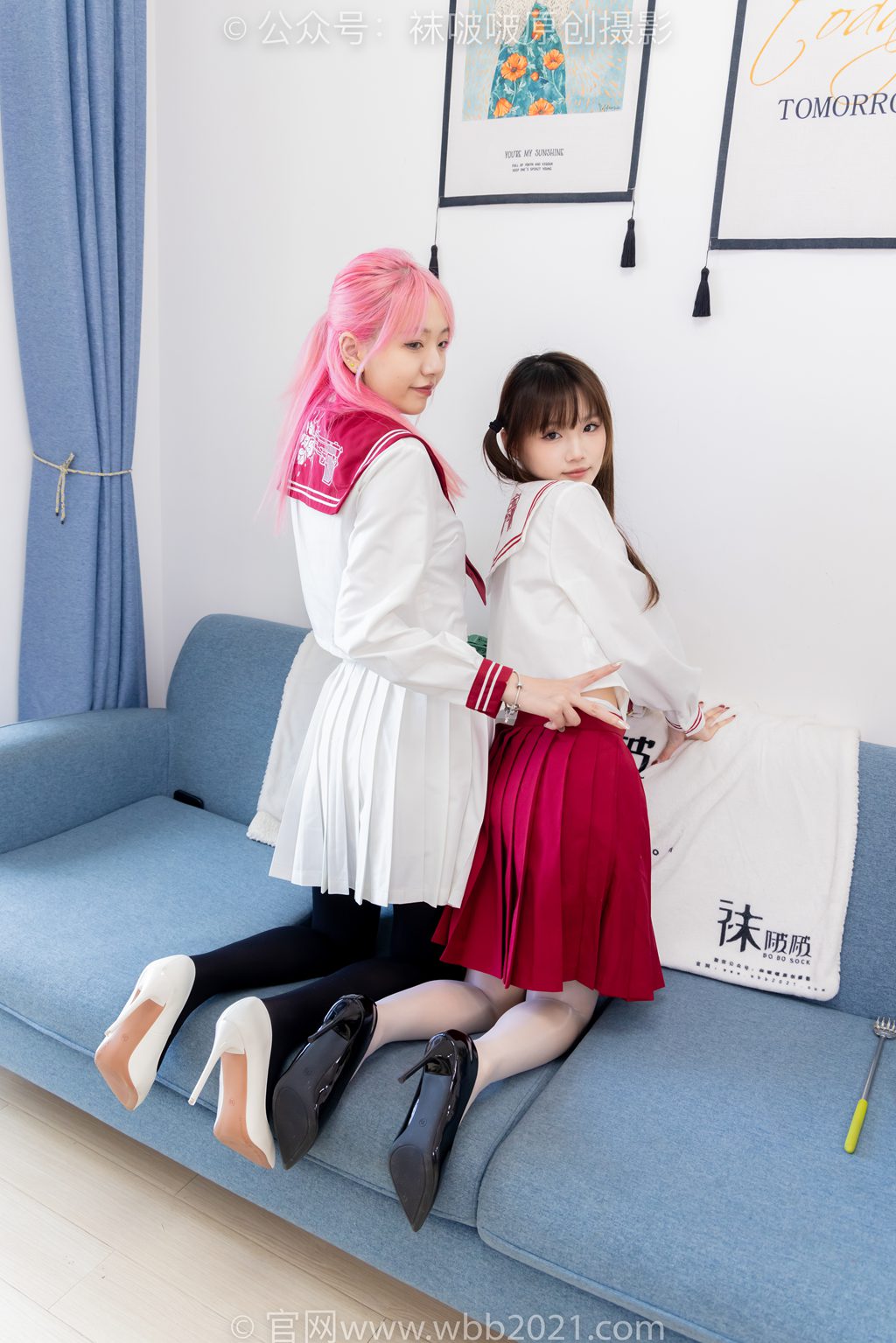 [BoBoSocks袜啵啵] NO.576 小甜豆&甜甜圈-高跟鞋、厚嘿丝、油亮薄白丝、裸足 [197P/1V/8.03GB] 年费专享-第4张