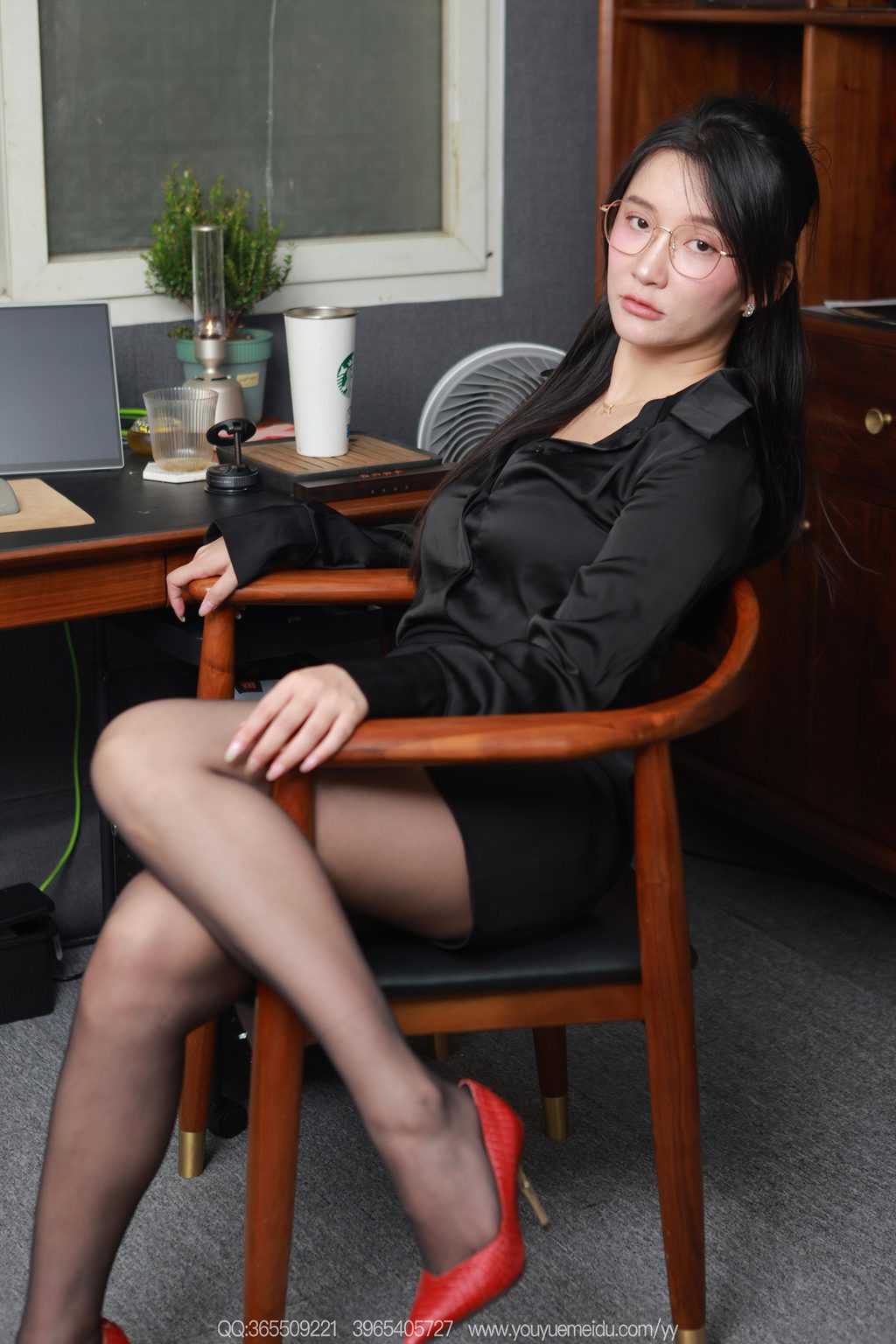 [IESS异思趣向] 2025.07.09 丝享家 2101 秋秋《黑衣油物》[89P/79MB] IESS异思趣向-第4张