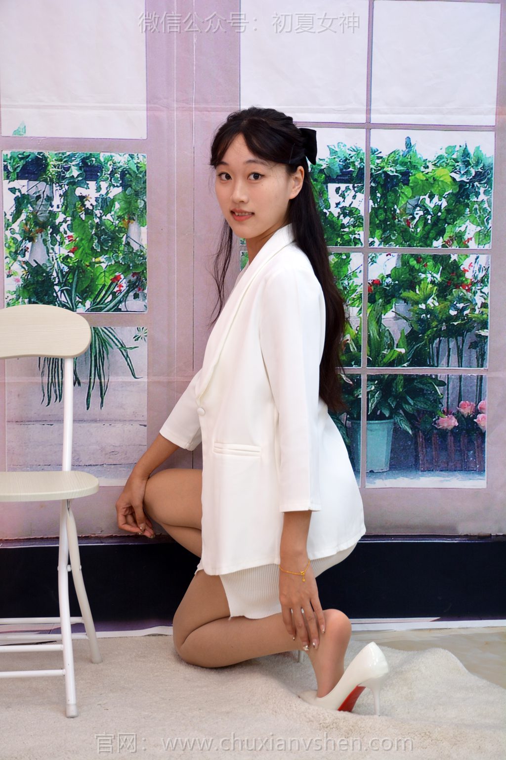 [初夏女神] NO.296 大头~【下雨不愁】大头大头下雨不愁，人家有伞，我有 [100P/1V/3.16GB] 其它写真-第4张