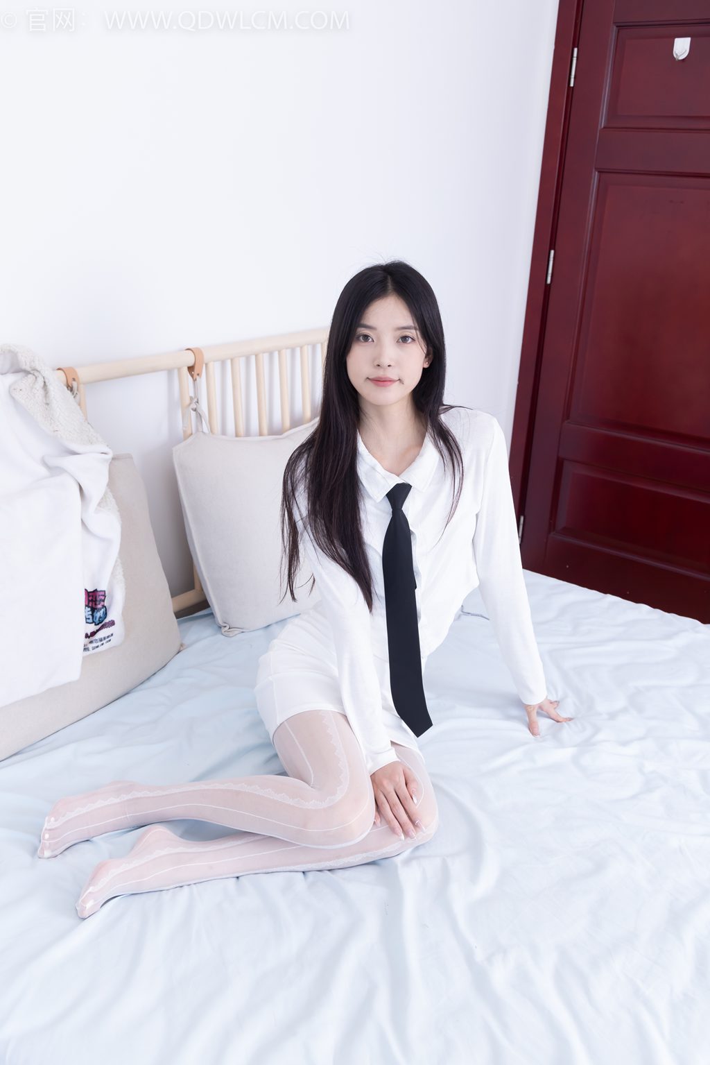 勿恋传媒 NO.2431 茯苓-鸳鸯色 [160P/1V/3.56G] 其它写真-第4张