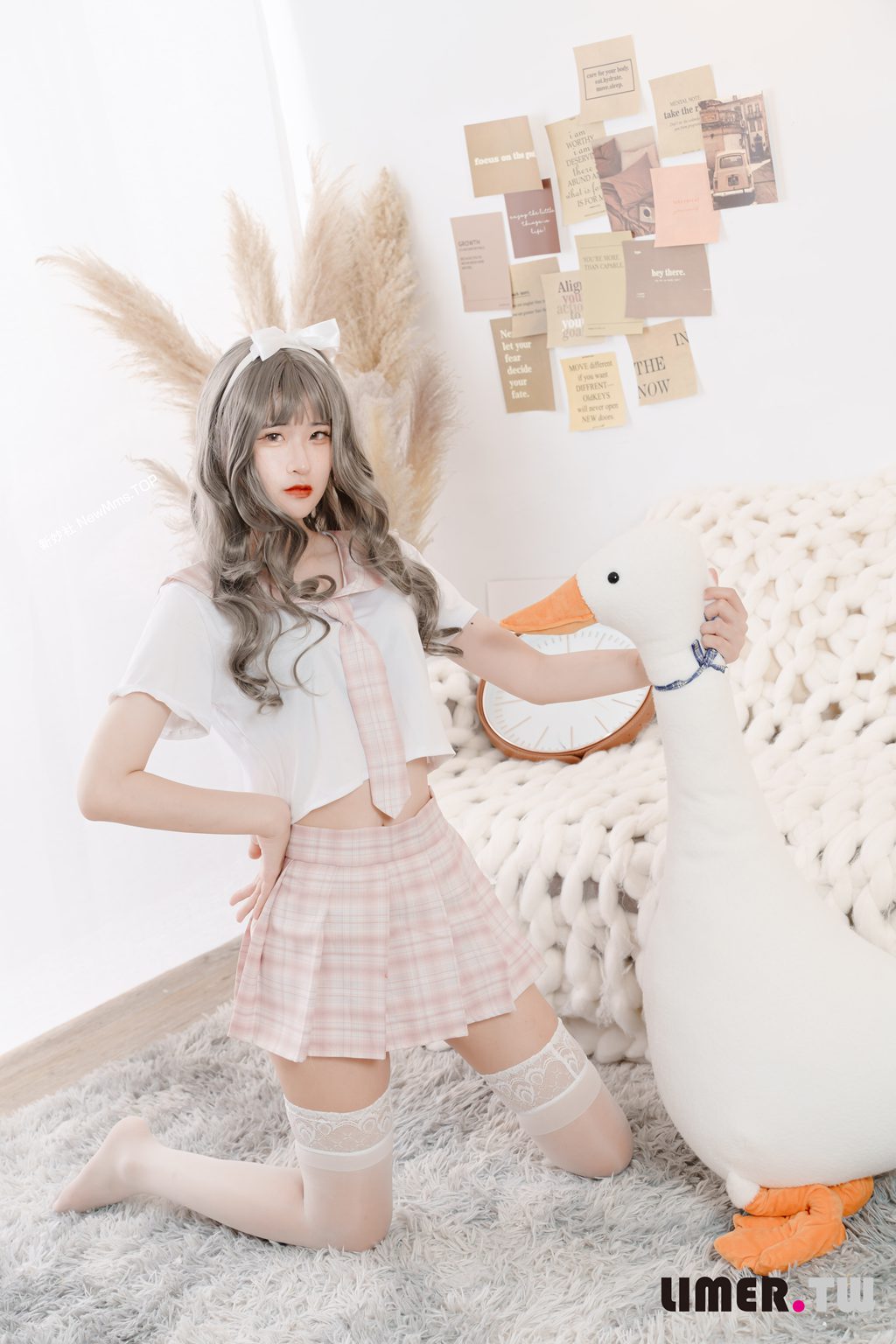 Limerence NO.010-7bao JK 大腿襪 裸足 ASMR 🎵 47p+24min 4K原音影片（JK大腿袜）（Ultra版）[49P/1V/4.23GB] 单购-第4张