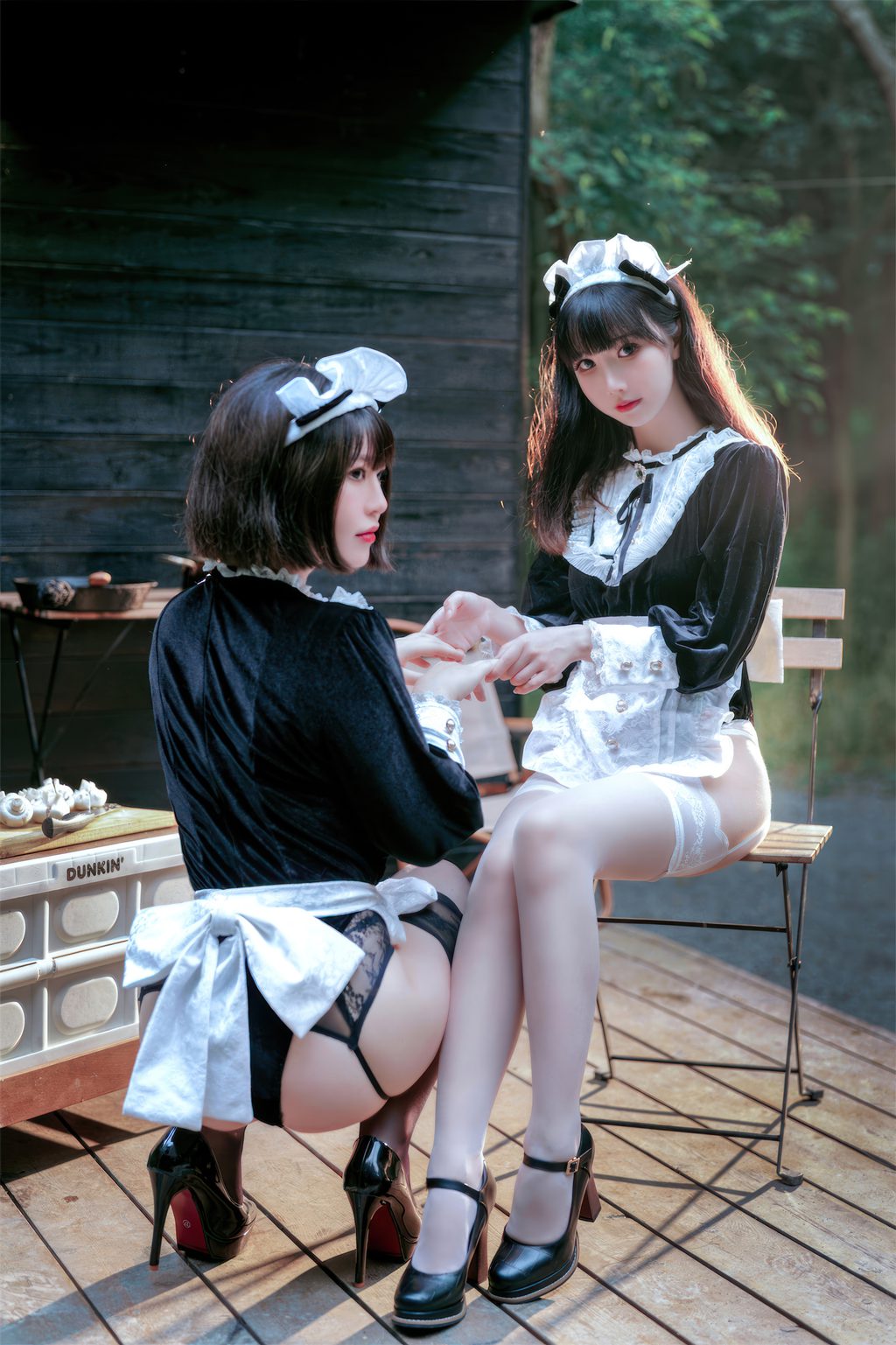 人气动漫Coser@面饼仙儿&半半子 – Maid姉妹 [74P/551MB] 网红写真-第4张