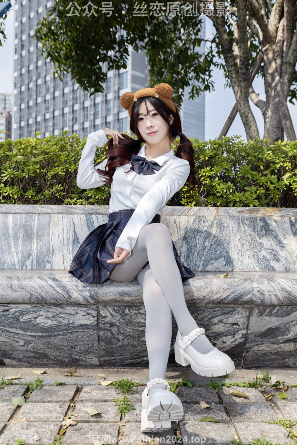 [丝恋摄影] NO.009 小梦-厚灰丝，白皮鞋，玛丽珍，jk短裙（花絮版）[283P/1V/3.19G] 丝恋摄影-第4张