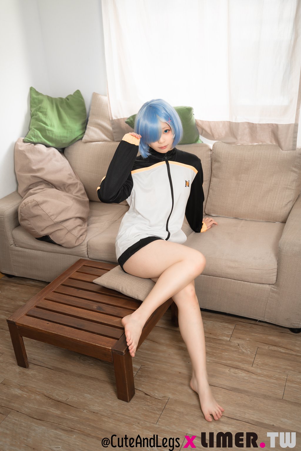 Limerence 之之雷姆穿着你的外套出现啦~里面到底有没有穿 [114P/1V/1.16GB] Limerence-第4张