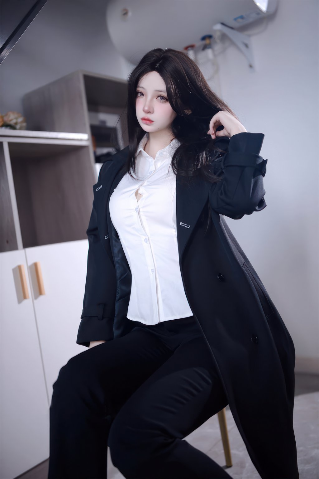 网紅Coser@疯猫ss 少女衣橱 西装裤 [41P/285MB] 网红写真-第3张