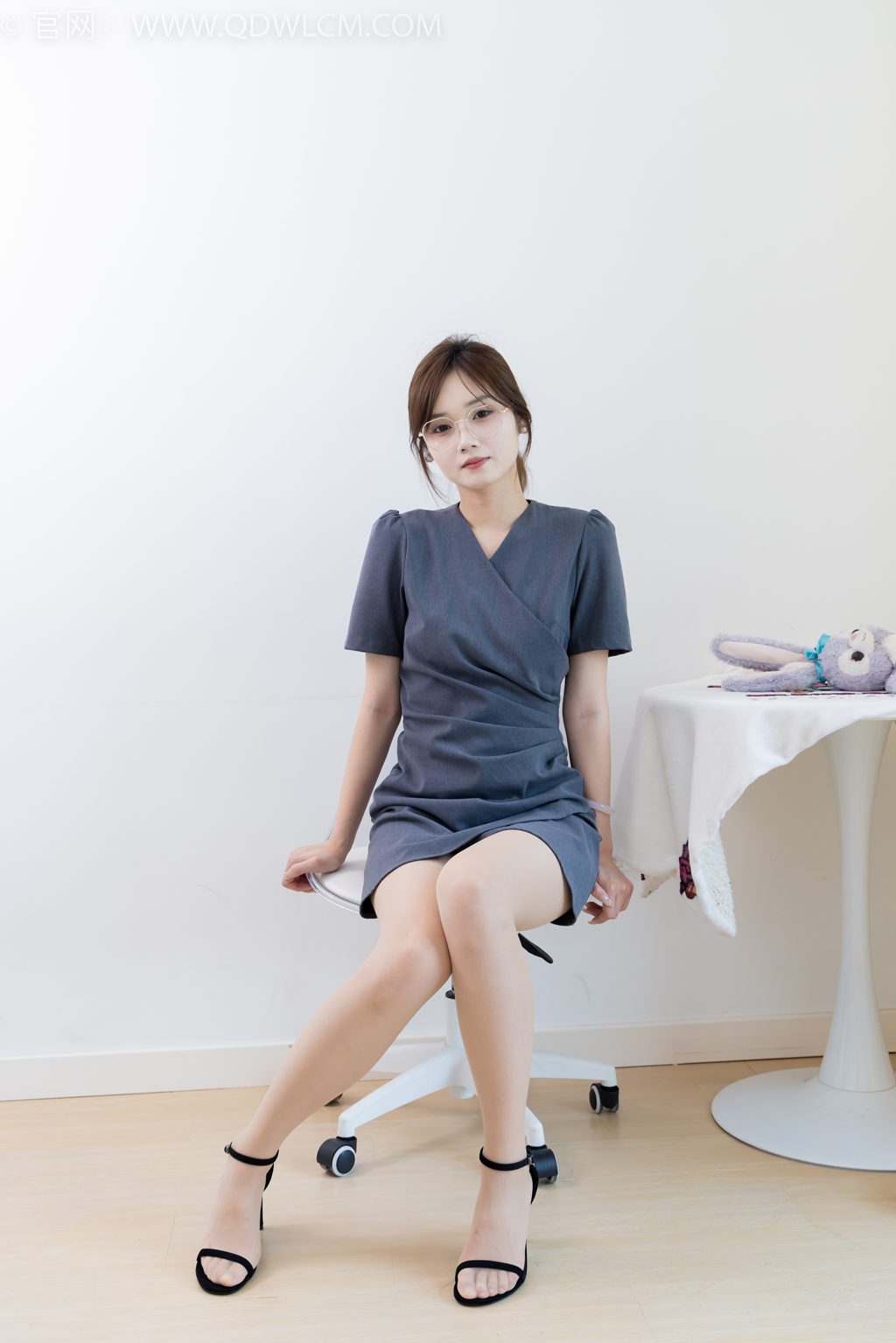 勿恋传媒 NO.2413 橙子-忘记过去 [150P/1V/5.48GB] 其它写真-第3张