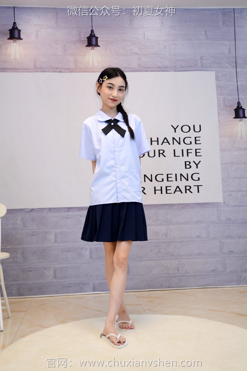 [初夏女神] NO.299 柒柒~《粉蓝白》为啥叫这个名字呢？三色人字拖呗 [90P/1V/3.44G] 其它写真-第3张