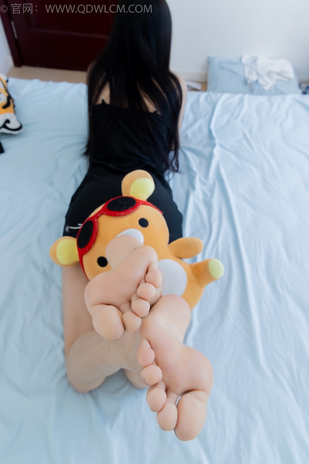 勿恋传媒 NO.2455 茯苓-微醺心动 [190P/1V/4.60G] 其它写真-第3张