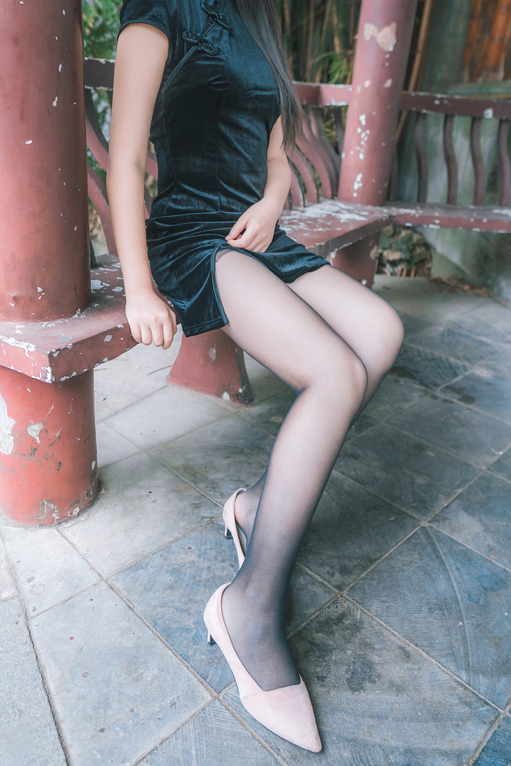 喵糖映画少女 VOL.461 旗袍园游[36P／244MB] 其它写真-第2张