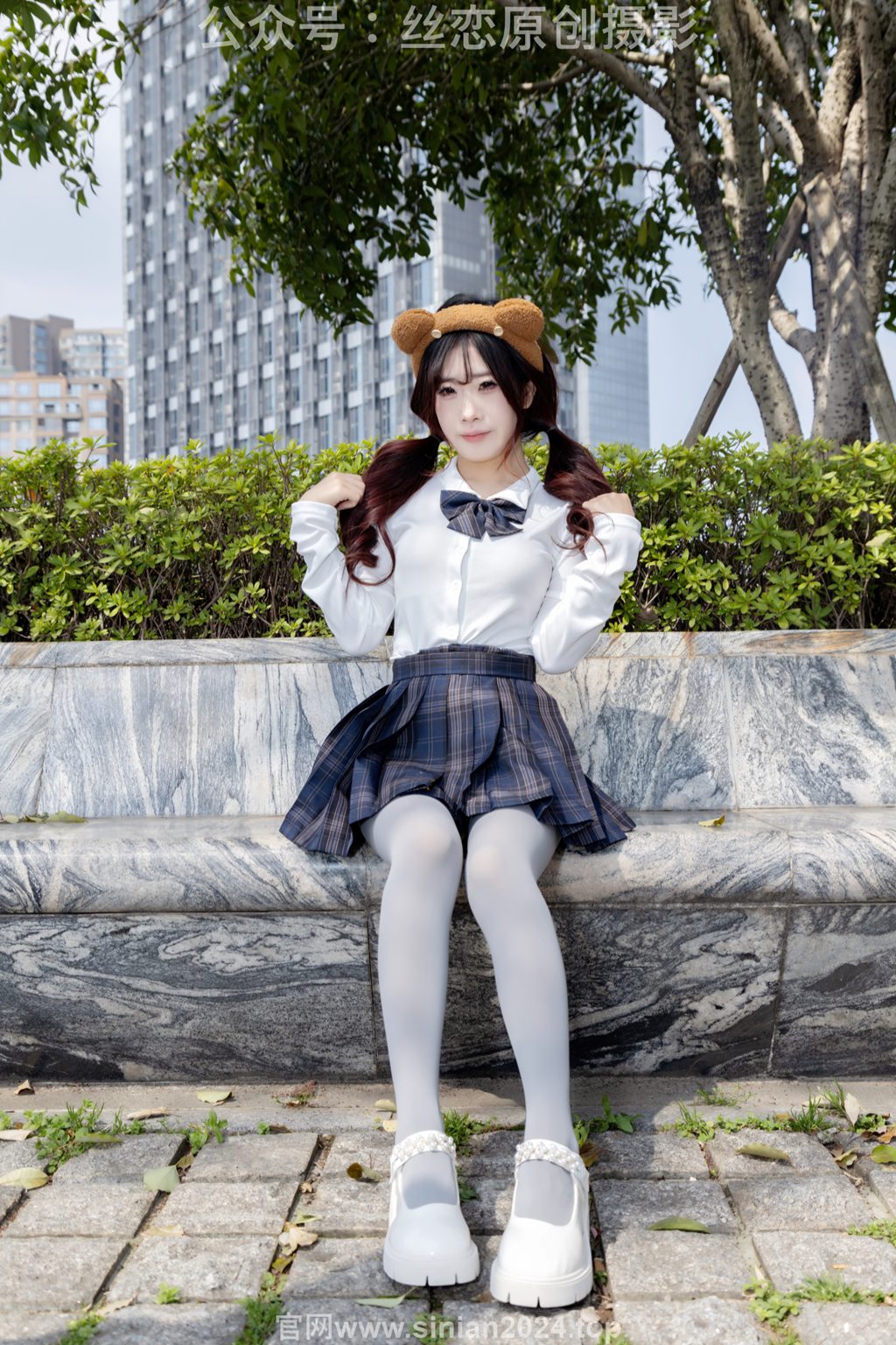 [丝恋摄影] NO.009 小梦-厚灰丝，白皮鞋，玛丽珍，jk短裙（花絮版）[283P/1V/3.19G] 丝恋摄影-第2张
