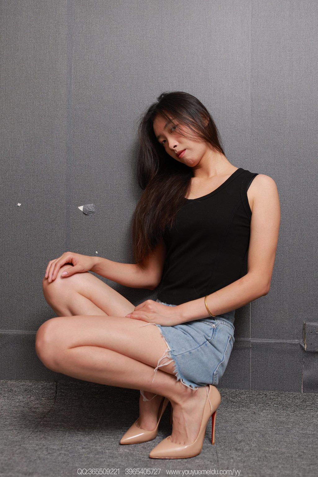 [IESS异思趣向] 2025.08.17 丝享家 2133 小九《裸足特工（上）》[103P/117MB] IESS异思趣向-第2张