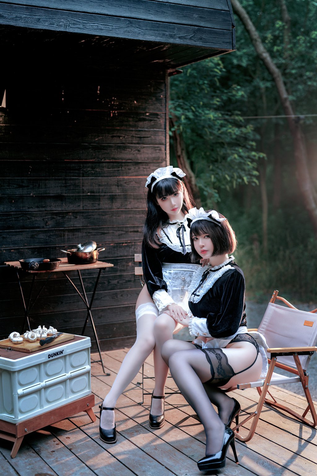 人气动漫Coser@面饼仙儿&半半子 – Maid姉妹 [74P/231MB] 网红写真-第2张