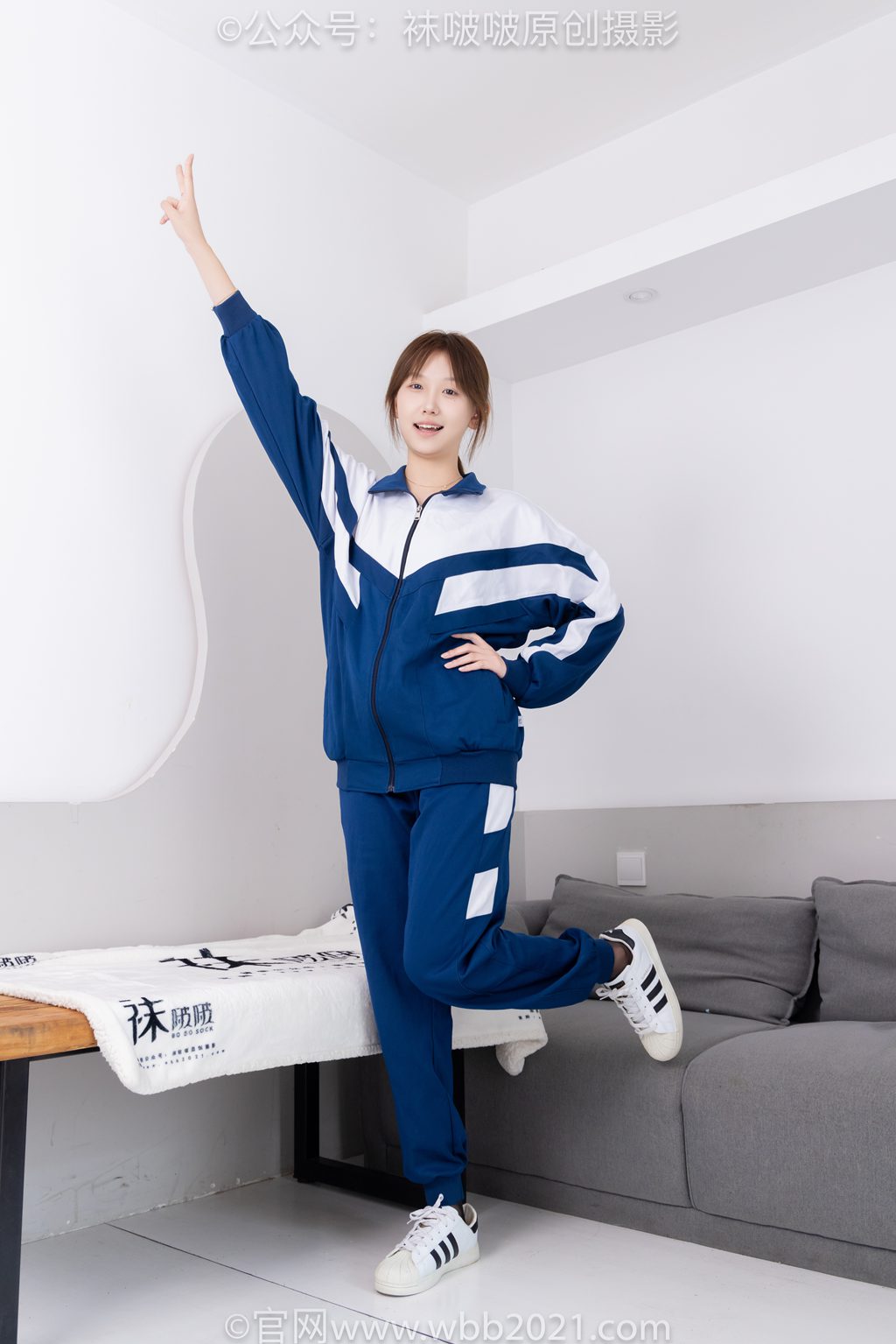 [BoBoSocks袜啵啵] NO.584 香菜 校服、板鞋、短嘿丝 [149P/1V/6.91GB] 年费专享-第2张