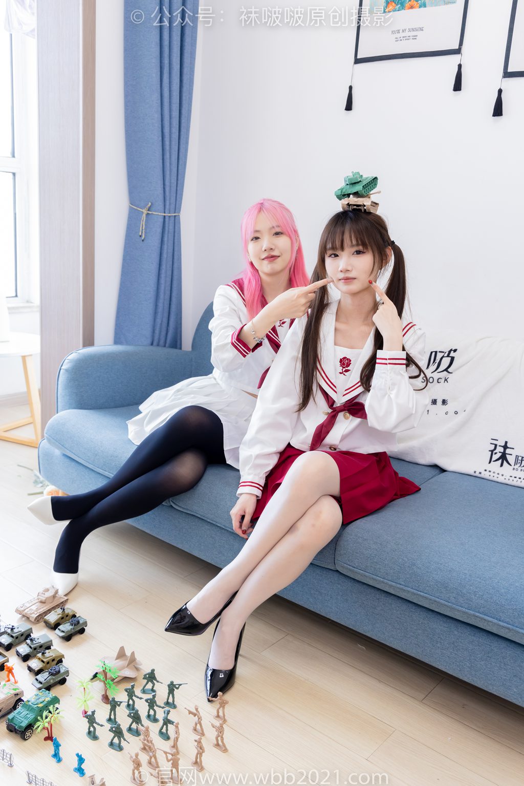 [BoBoSocks袜啵啵] NO.576 小甜豆&甜甜圈-高跟鞋、厚嘿丝、油亮薄白丝、裸足 [197P/1V/8.03GB] 年费专享-第2张