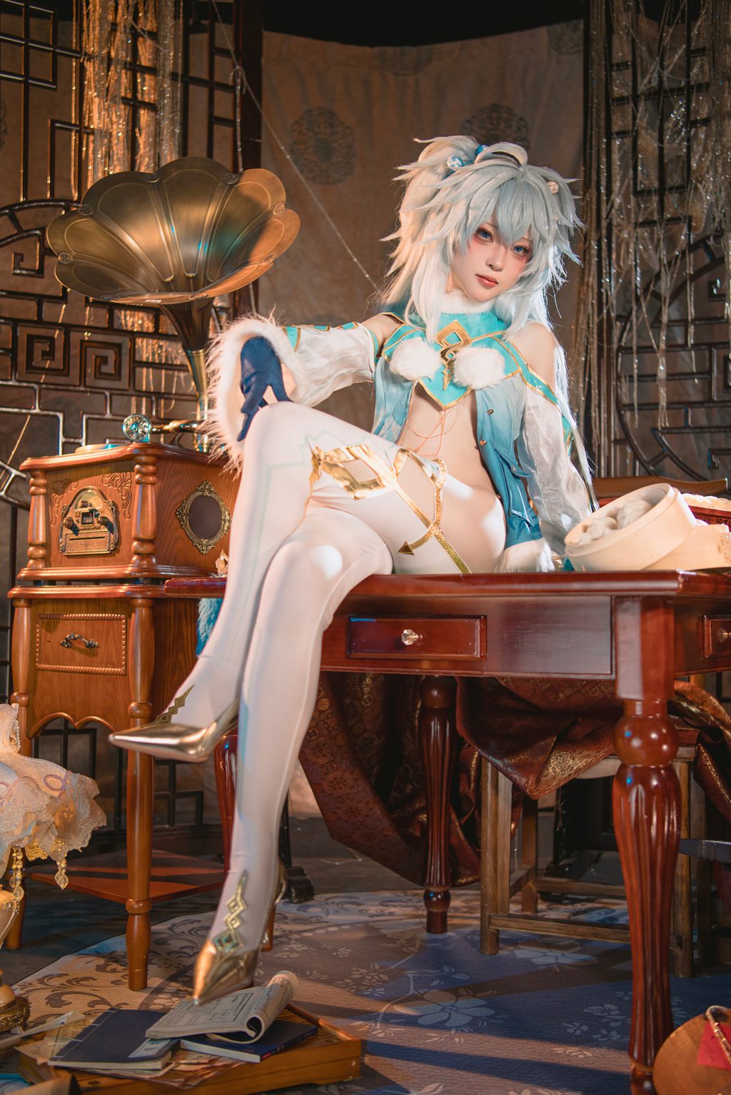 网紅Coser@矢量鱼 –少女前线云图计划 芙洛伦 [31P-365MB] 网红写真-第1张