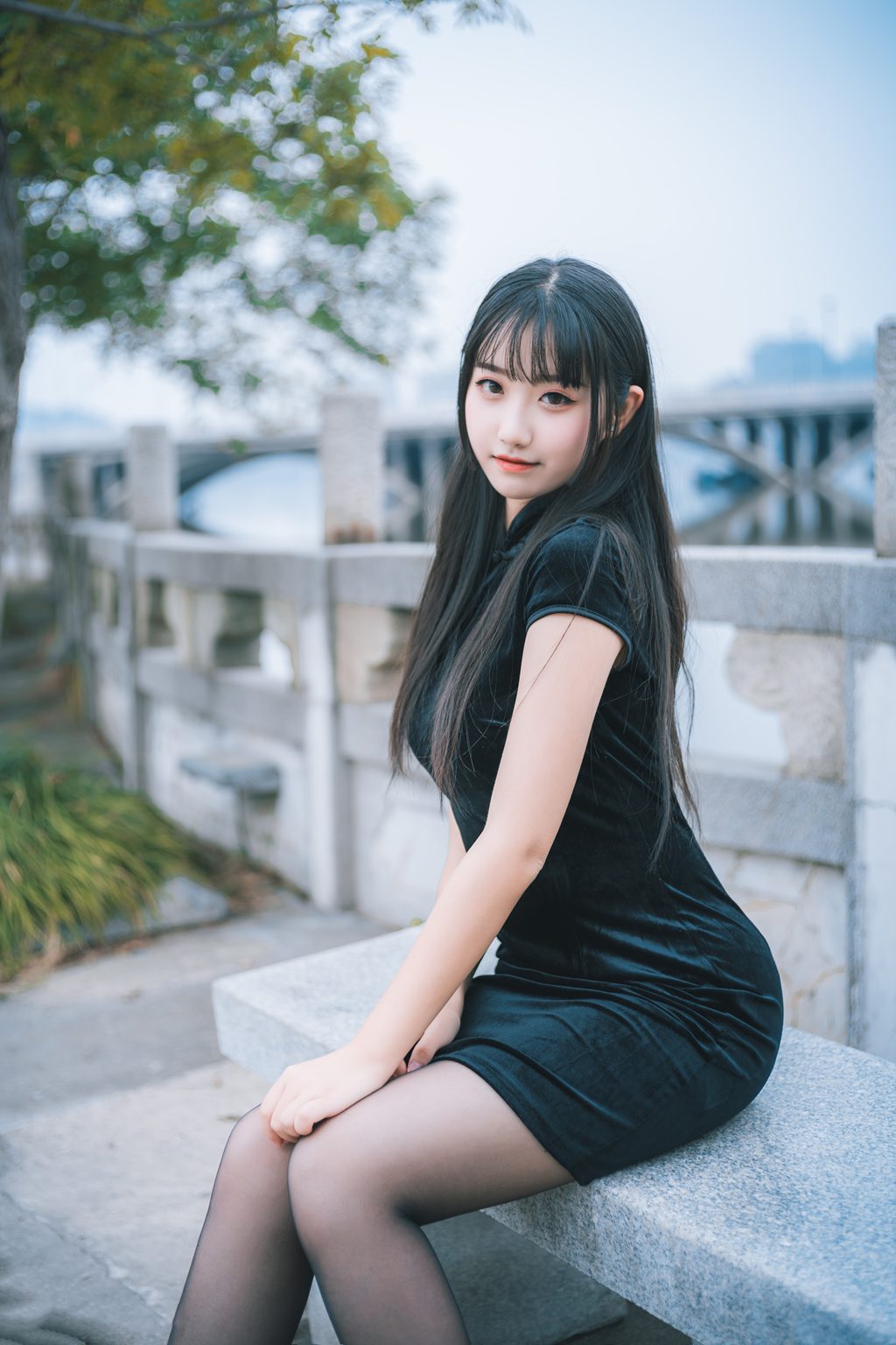 喵糖映画少女 VOL.461 旗袍园游[36P／244MB] 其它写真-第1张