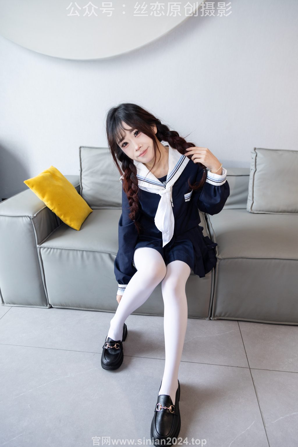 [丝恋摄影] NO.001 小梦-JK学苑风连衣短裙、白色丝袜、黑色皮鞋 [243P/1V/4.38G] 丝恋摄影-第1张