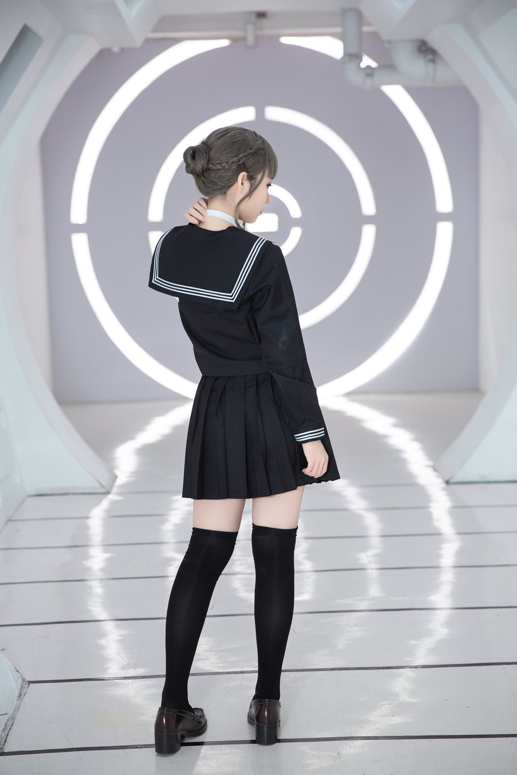 动漫博主@G44不会受伤 乐园 [26P-237MB] 网红写真-第1张