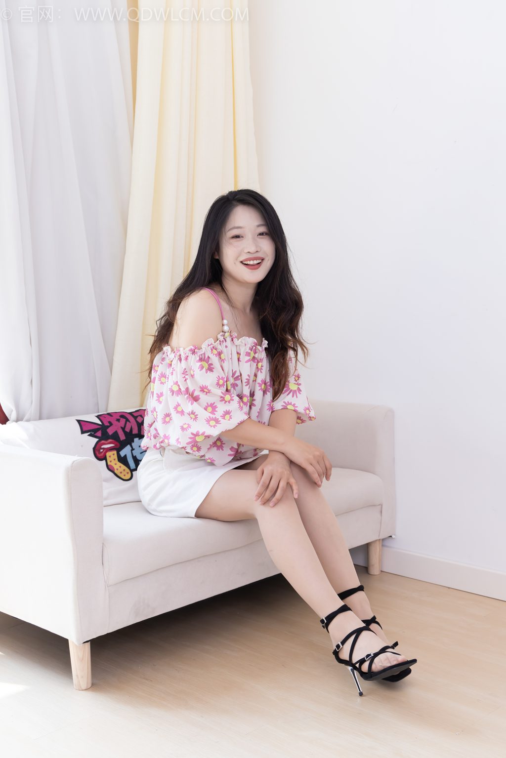 勿恋传媒 NO.2437 小紫-惬意午后 [160P/1V/6.42G] 其它写真-第1张