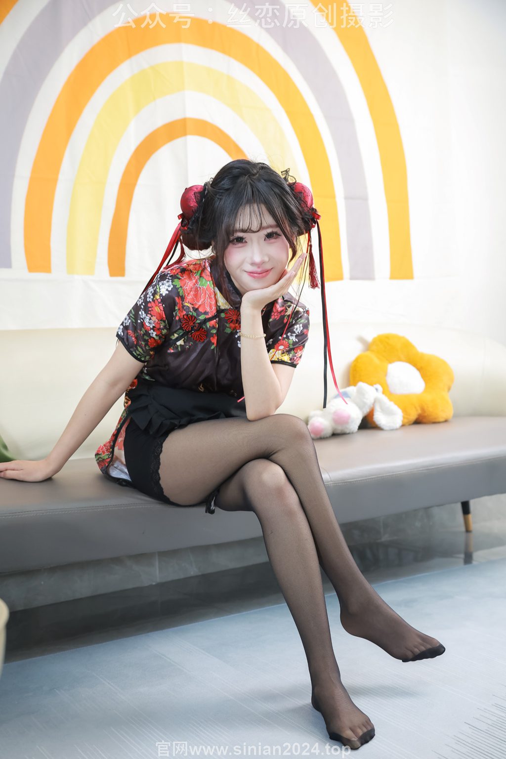 [丝恋摄影] NO.011 小梦-薄嘿丝，高跟鞋，绣花旗袍（花絮版）[258P/1V/3.67G] 丝恋摄影-第1张