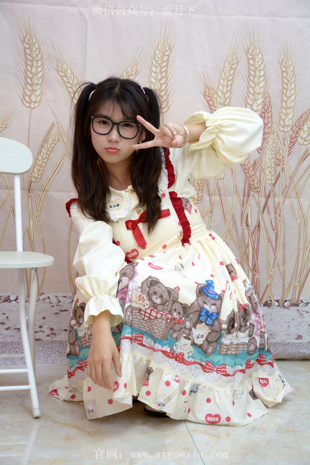 [爱月下] NO.248 圆圆~【哦豁，蛀牙！】偷吃糖了。（花絮版）[101P/1V/3.2G] 年费专享-第1张