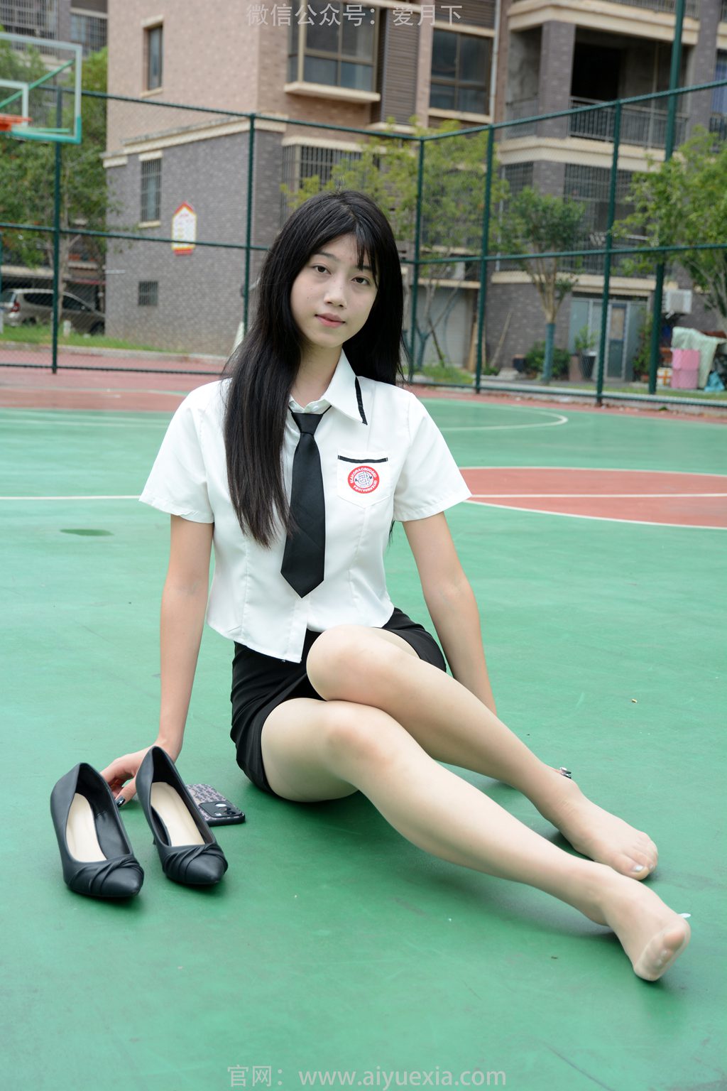 [爱月下] NO.185 秀秀~【一叶知秋】女人再苦再累也要漂亮。（花絮版）[94P/1V/3.62G] 年费专享-第1张