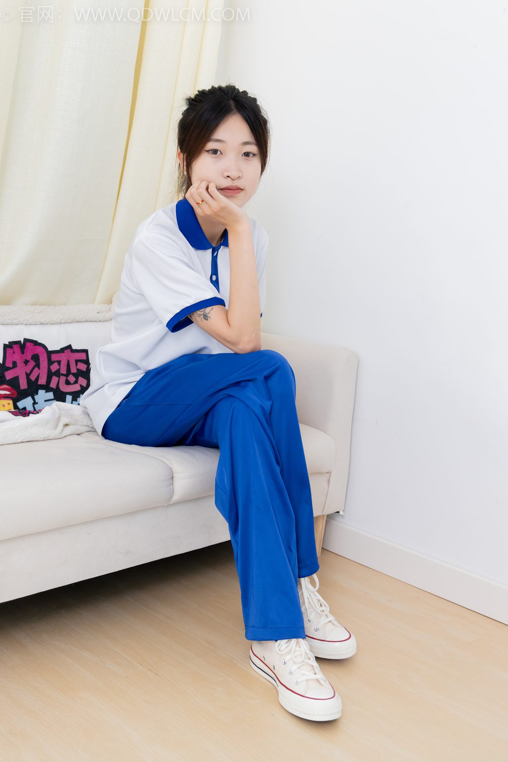 勿恋传媒 NO.2387 小夏-岁月漫长 [150P/1V/3.67G] 其它写真-第1张