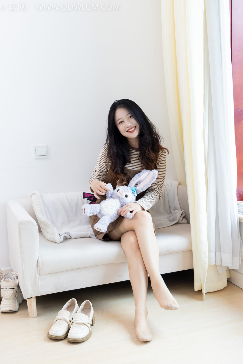 勿恋传媒 NO.2388 小紫-爱笑的梨涡 [160P/1V/3.28G] 其它写真-第1张