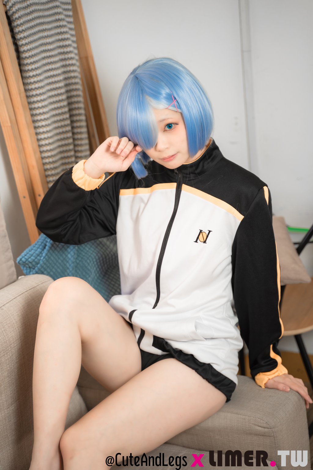 Limerence 之之雷姆穿着你的外套出现啦~里面到底有没有穿 [114P/1V/1.16GB] Limerence-第1张