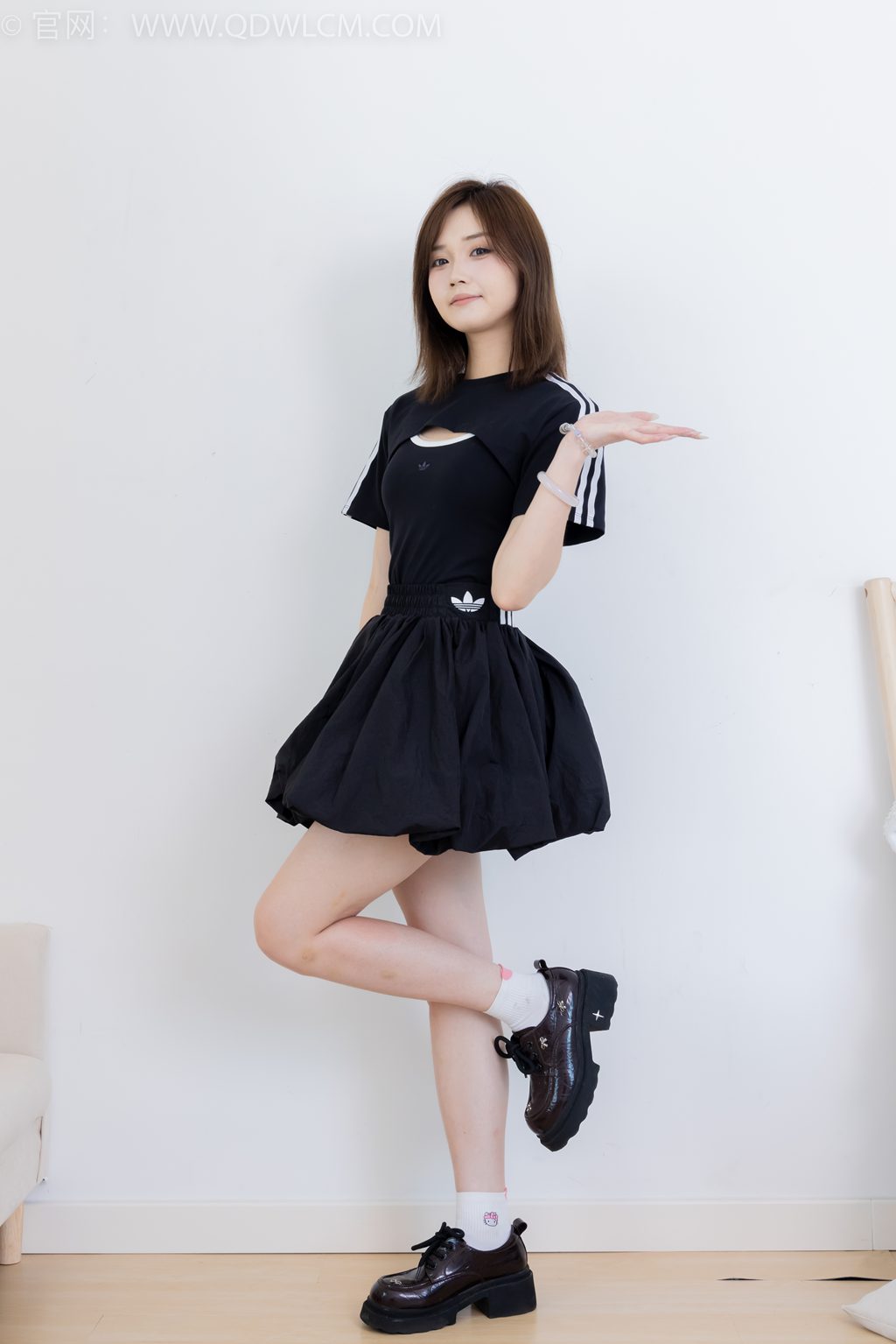 勿恋传媒 NO.2392 橙子-日升月落 [151P/1V/3.45G] 其它写真-第1张