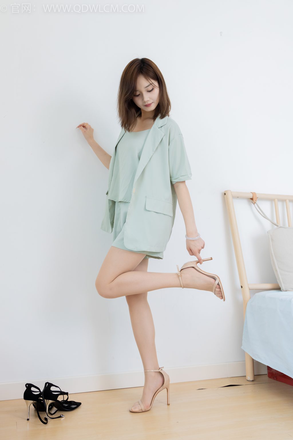 勿恋传媒 NO.2420 橙子-灵动之光 [150P/1V/6.50GB] 其它写真-第1张