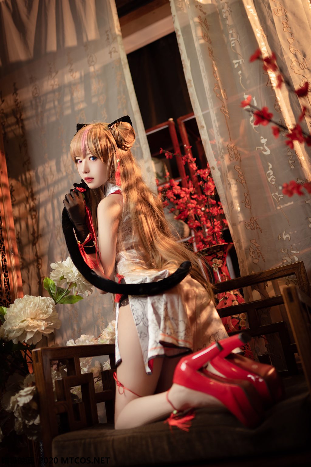 喵糖映画少女 HML.011 蜂糖花旗袍[20P／134M]] 其它写真-第1张