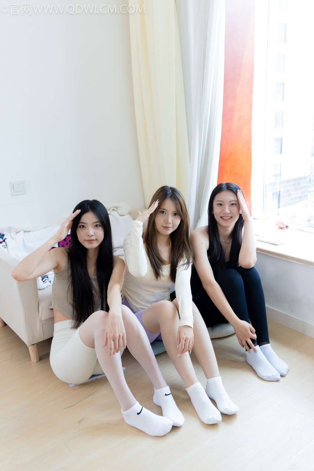 勿恋传媒 NO.2493 奶糖&茯苓&小曦-假期启动启动 [174P/1V/5.78G] 其它写真-第4张