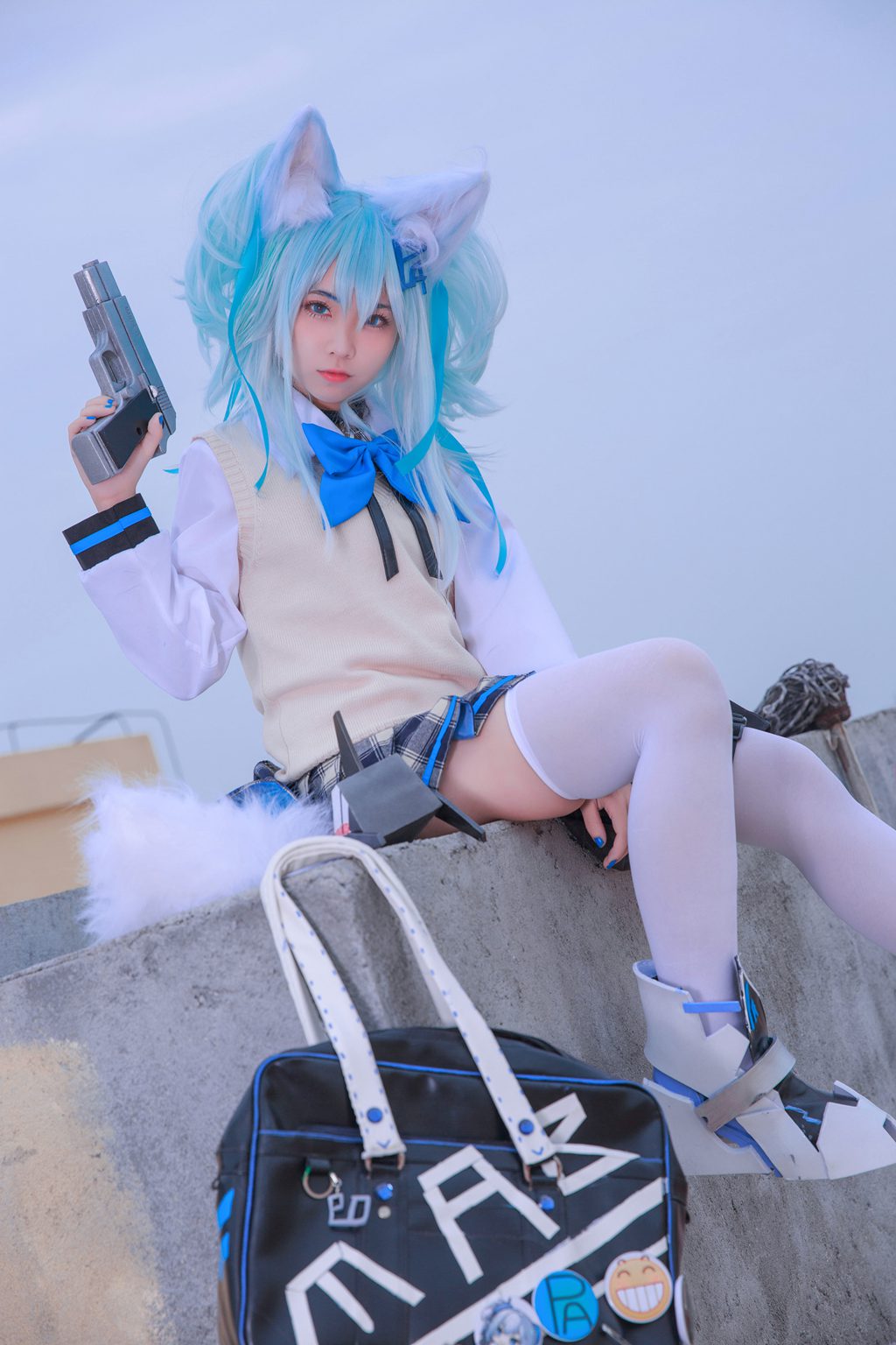 动漫博主@G44不会受伤  少女前线 PA15校服 [33P-47MB] 网红写真-第4张