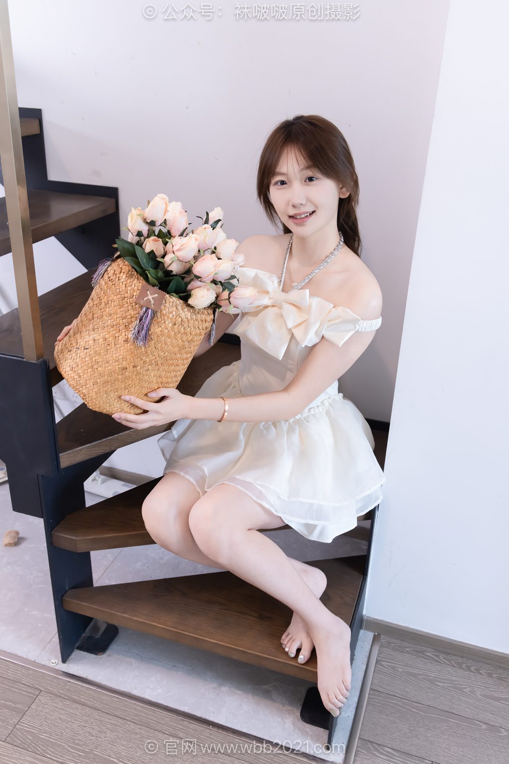 [BoBoSocks袜啵啵] NO.597 香菜-高跟鞋、低跟鞋、薄白丝、薄肉丝、裸足 [160P/1V/6.04GB] 年费专享-第4张