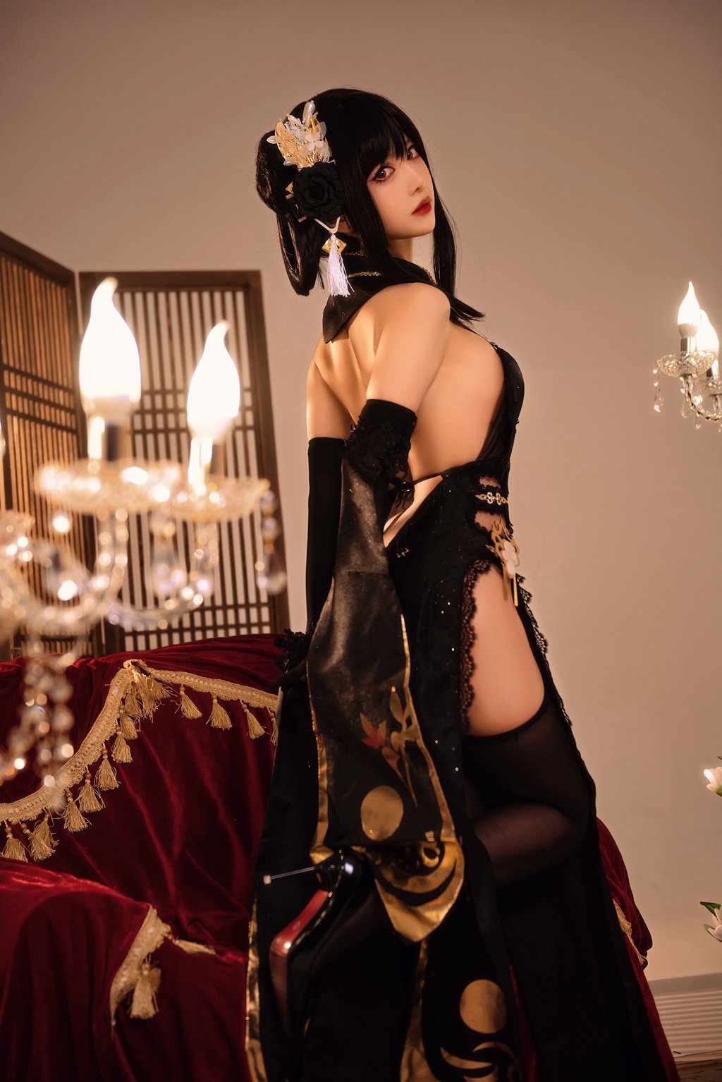 人气动漫Coser@Shika小鹿鹿 碧蓝航线镇海 奇奢花苑[28P-125M] 网红写真-第4张