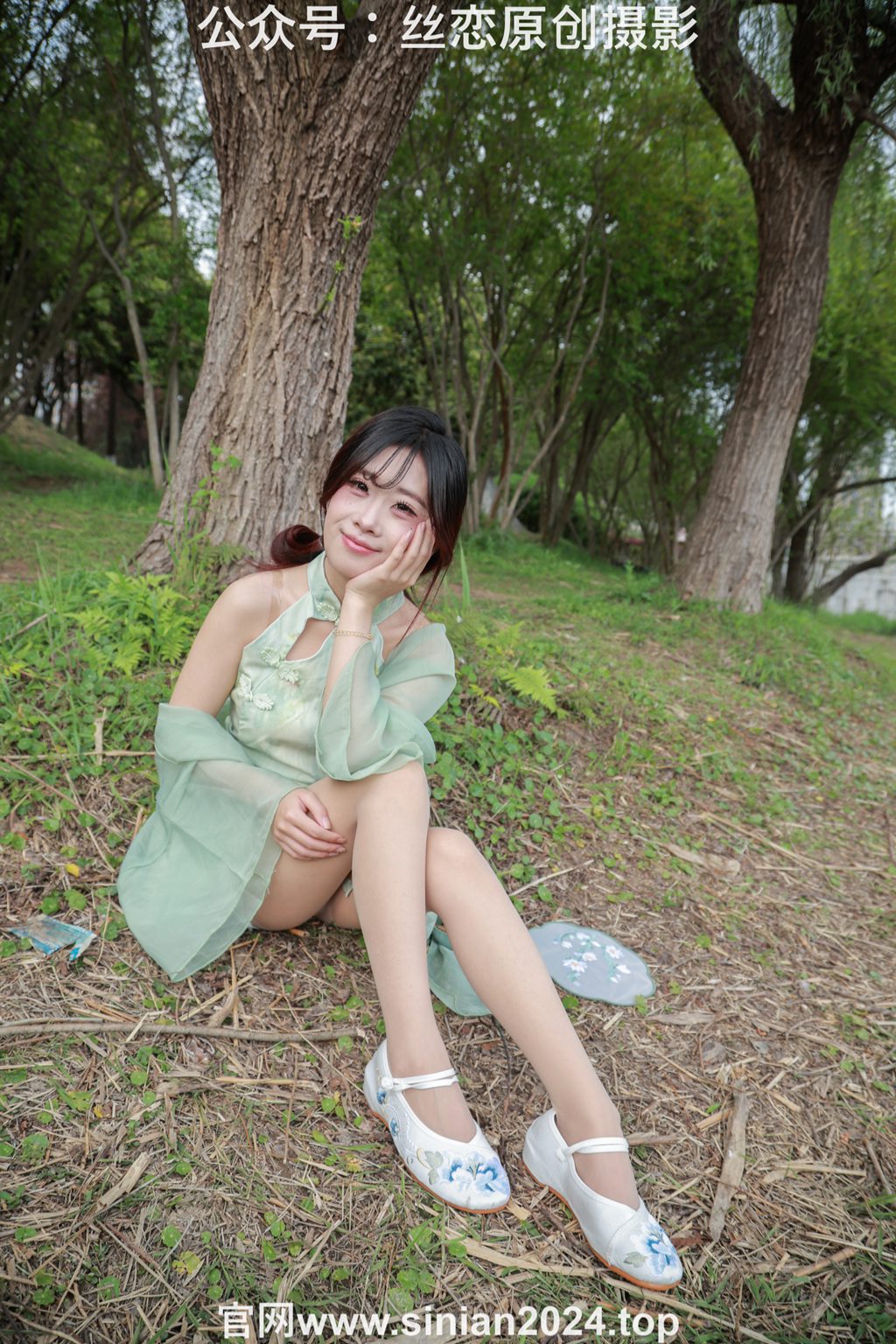 [丝恋摄影] NO.040 小梦-薄肉丝，绣花鞋，绣花旗袍（花絮版）[276P/1V/5.51G] 丝恋摄影-第3张