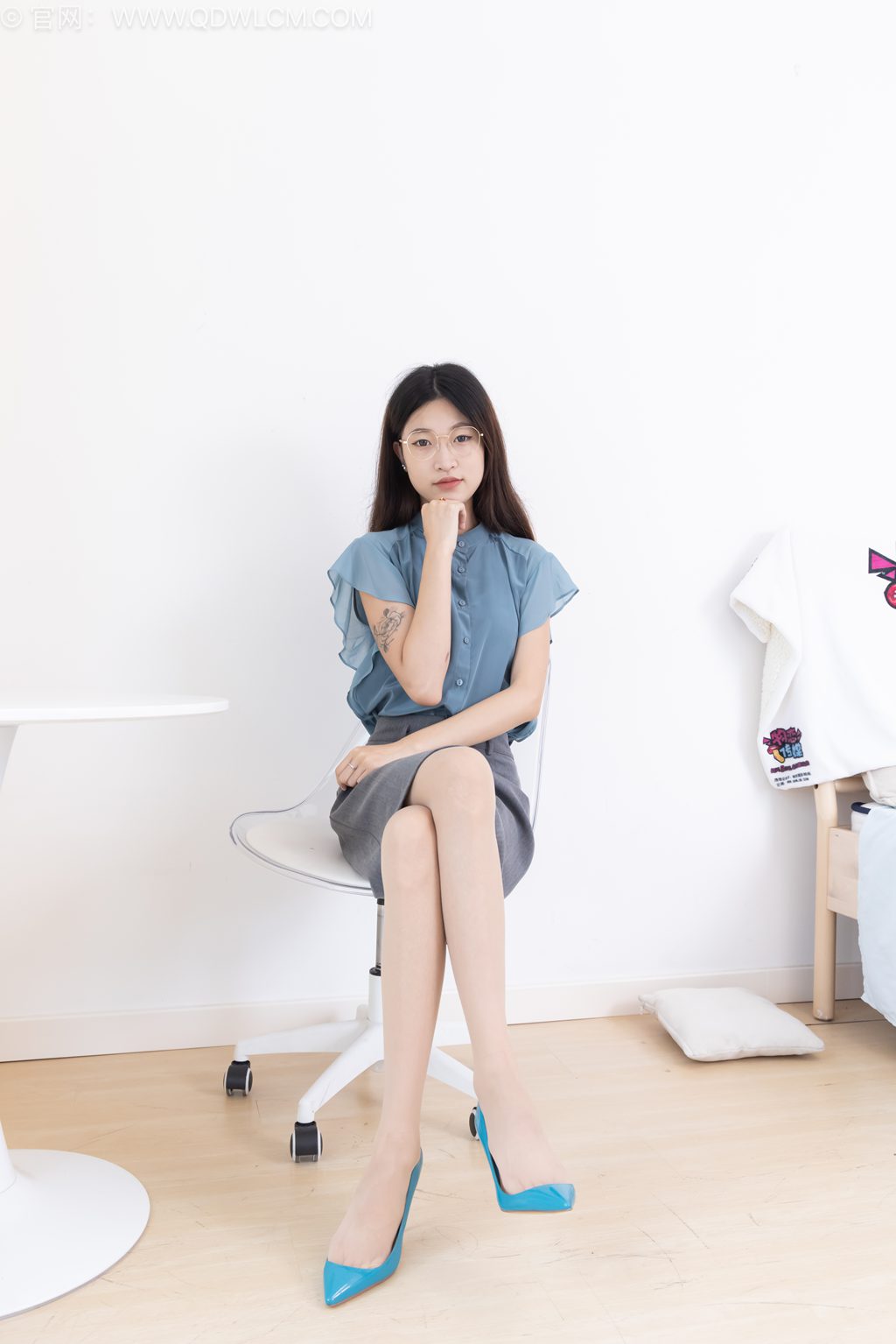 勿恋传媒 NO.2508 小夏-莞尔一笑 [150P/1V/6.04G] 其它写真-第3张