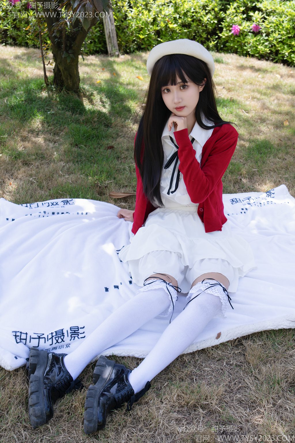 [甜予摄影] NO.197 小甜桃-皮鞋、大腿袜、裸足 [143P/2V/9.01GB] 年费专享-第3张