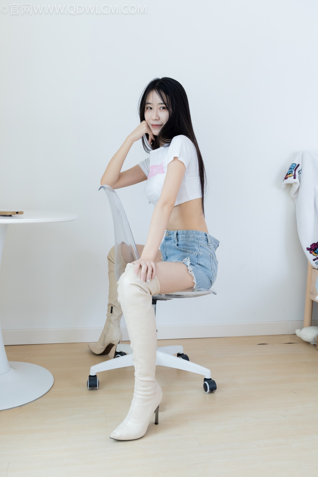 勿恋传媒 NO.2475 菜菜-时间褪去颜色 [184P/1V/4.70G] 其它写真-第2张