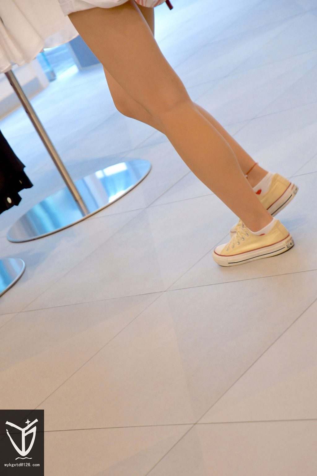 YJ街拍 NO.011 优O库试衣间潜入！!  2[170P/119MB] YJ-第2张