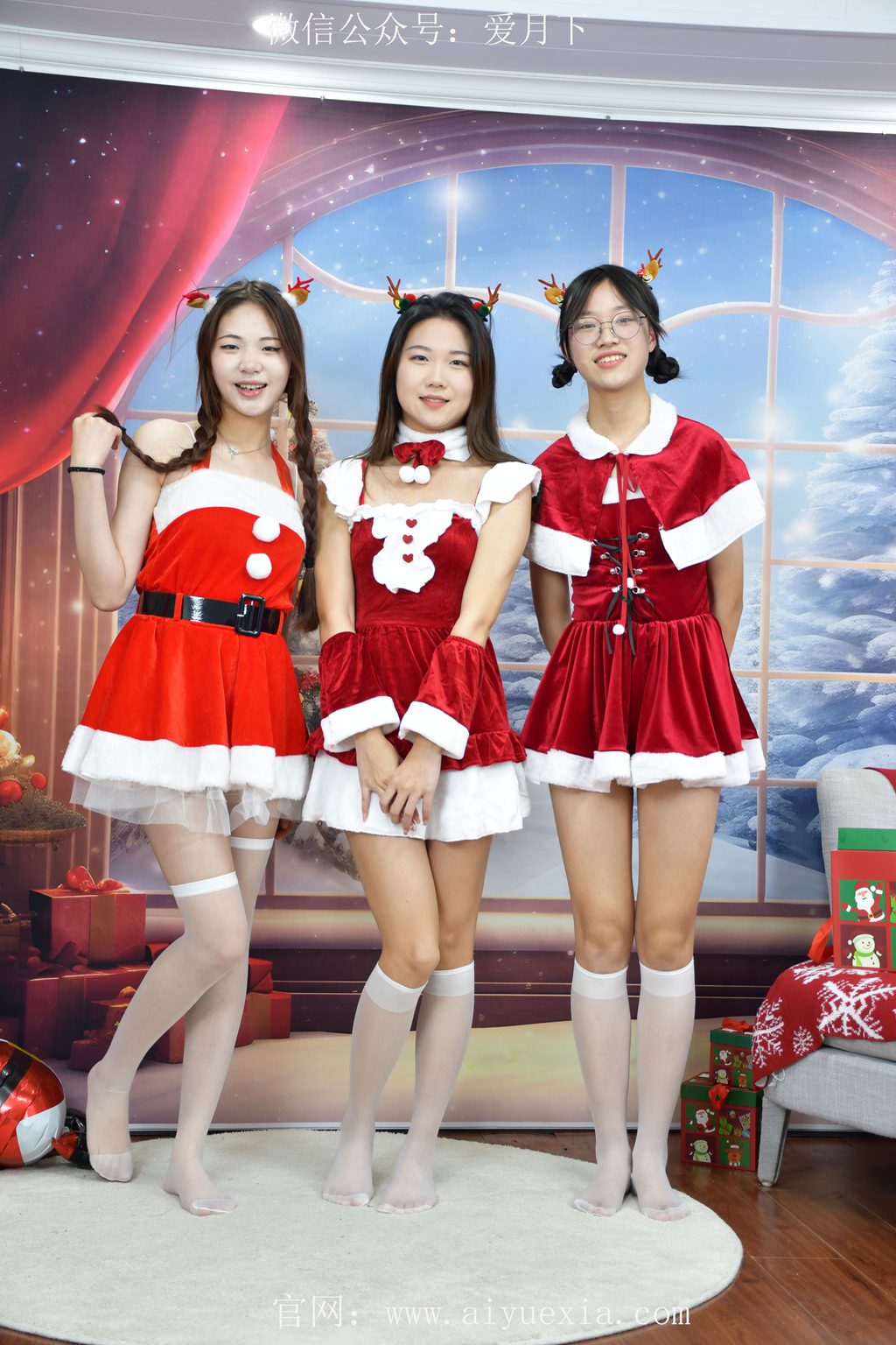 [爱月下] NO.292 ZZ、嘟嘟、小念~【圣诞快乐】节日的浪漫。（花絮版）[111P/1V/3.61G] 年费专享-第2张