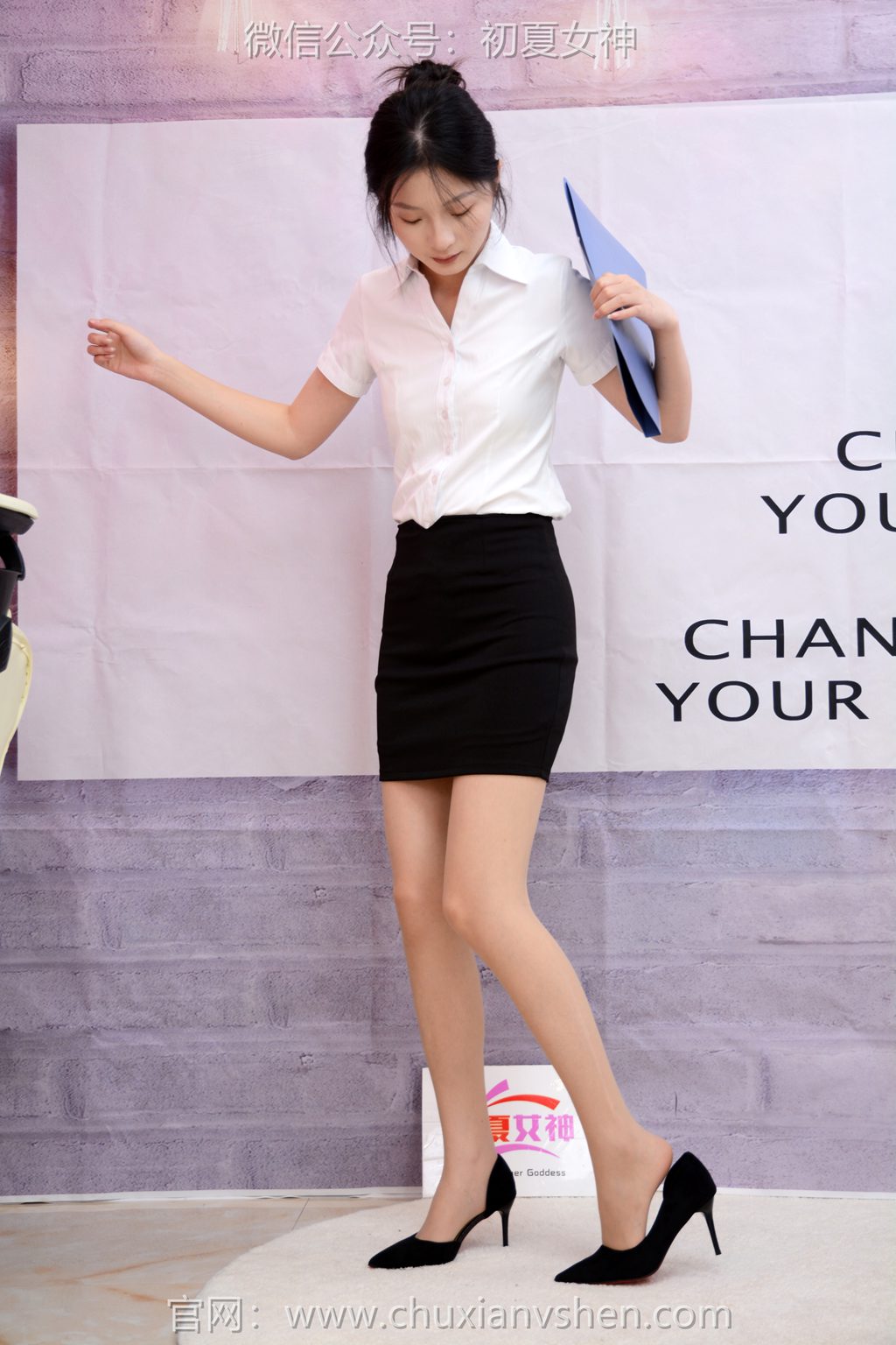 [初夏女神] NO.303 安妮【再续销售】我也来凑凑热闹哈，既然刮起了销售风 [110P/1V/3.44GB] 其它写真-第2张