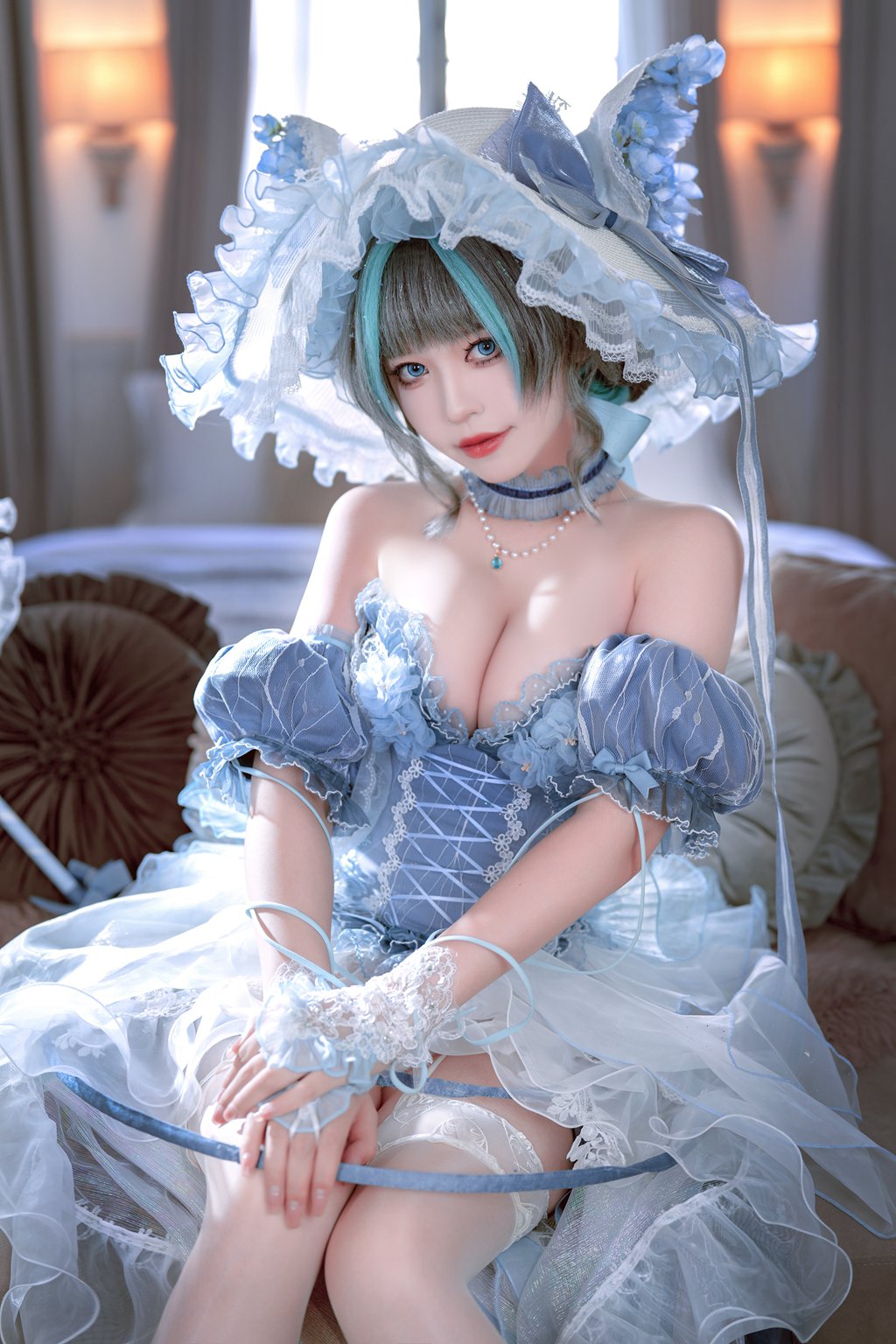 人气动漫Coser@半半子 ェシャー廃稿礼装 [66P9V-688MB] 网红写真-第2张