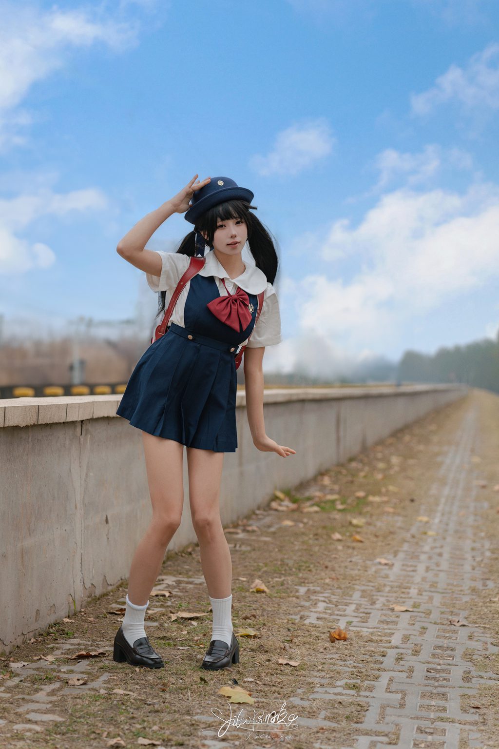 网紅博主@咬一口兔娘(黏黏团子兔) 9月作品『捕获水手服』 小剧场 [77P/1V/1.18GB] 网红写真-第2张