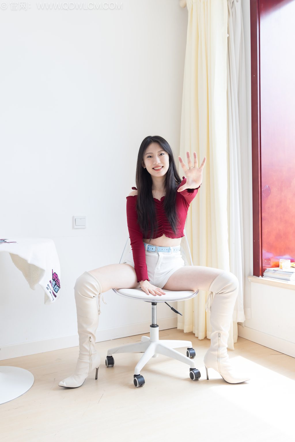 勿恋传媒 NO.2507 奶糖-清水芙蓉 [179P/1V/3.35G] 其它写真-第2张