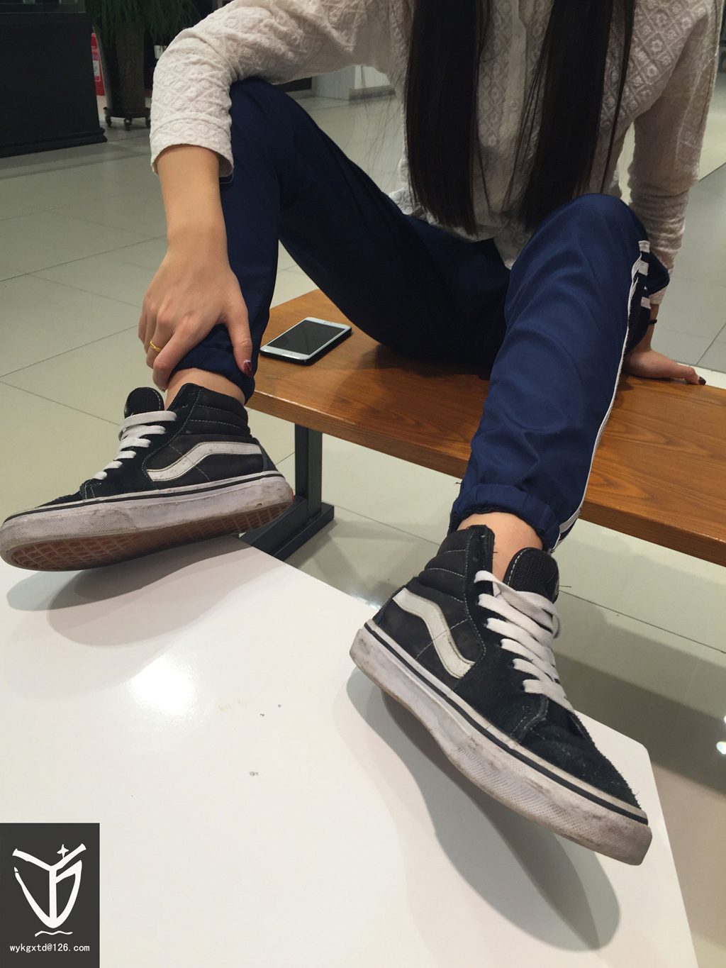 YJ街拍 NO.001 蓝运动裤黑匡威鞋短袜[26P/26MB] YJ-第2张
