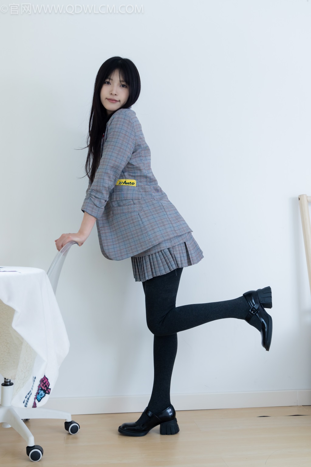 勿恋传媒 NO.2479 茯苓-那些年的大雨 [160P/1V/4.55G] 其它写真-第1张