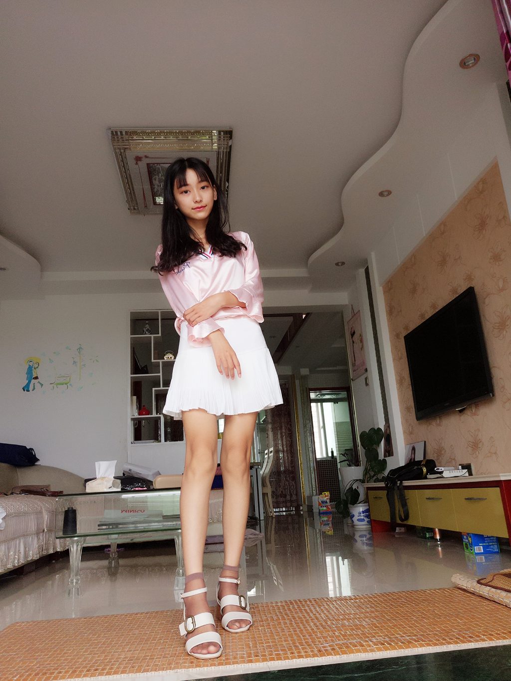 微博人气Coser@蓓蓓-居家生活水晶短丝袜Ⅰ[86P-145M] 网红写真-第1张