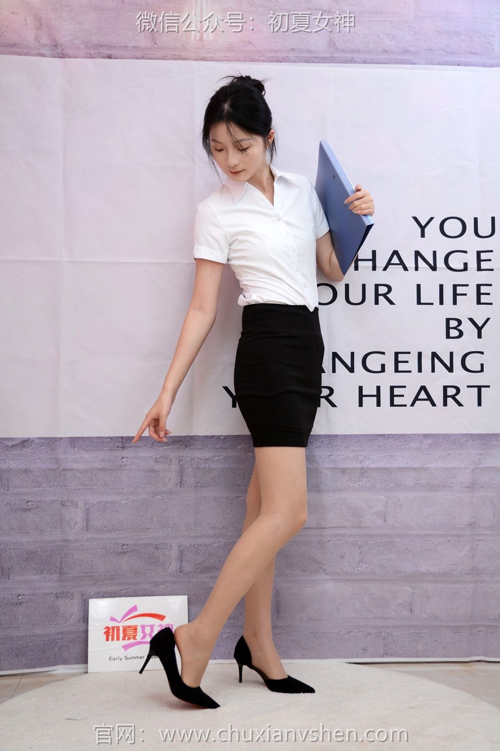 [初夏女神] NO.303 安妮【再续销售】我也来凑凑热闹哈，既然刮起了销售风 [110P/1V/3.44GB] 其它写真-第1张